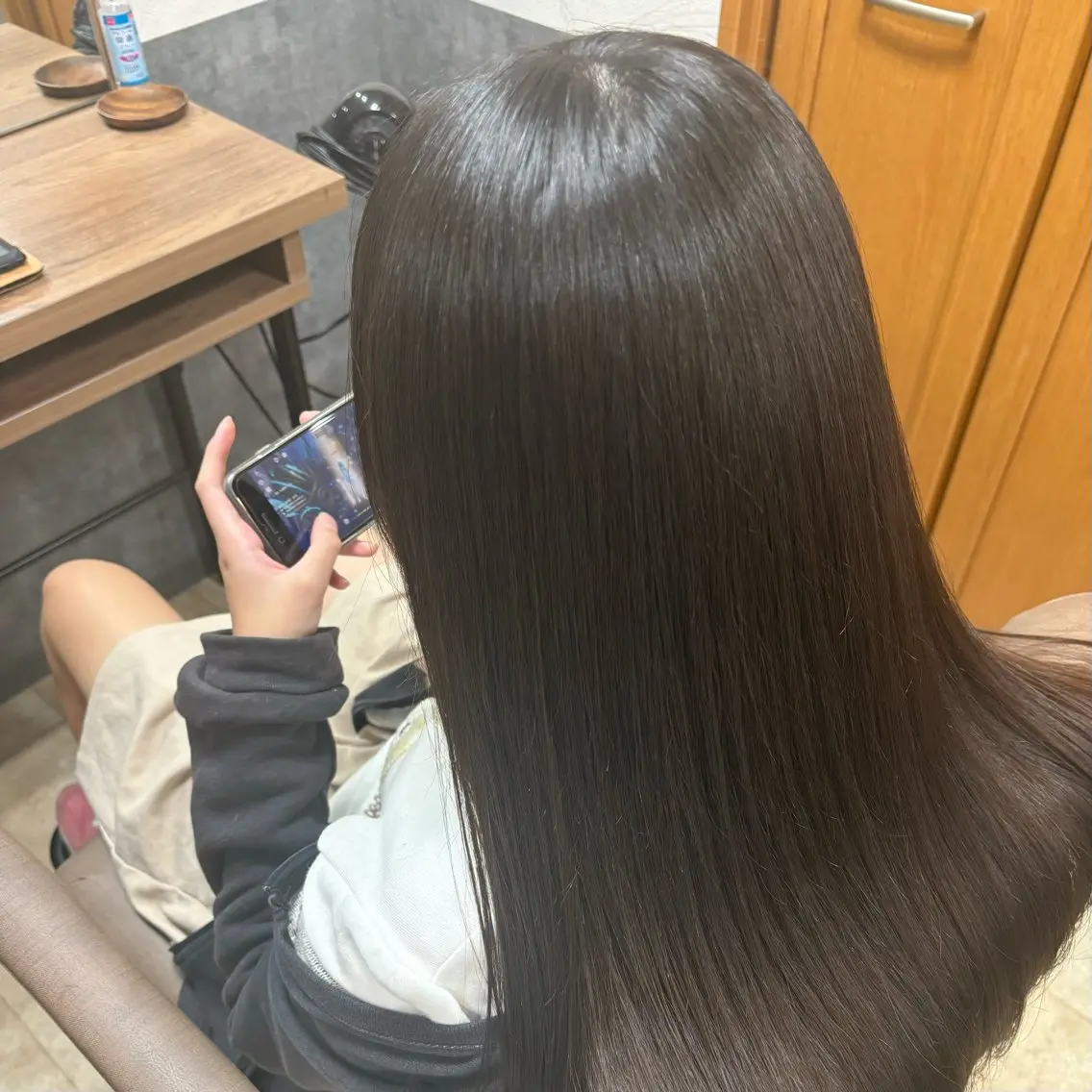 カット✂️+コスメ低温縮毛矯正👩+ケアプロ髪質改善N.トリートメント✨️【オープン記念🌱‬‪】の写真