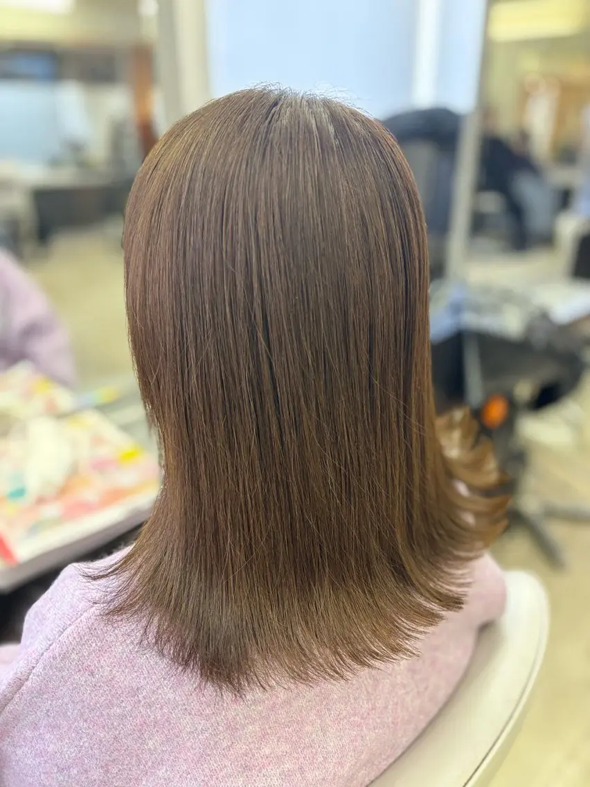 ミディアム カラー グレージュ ミント むとう ひろみのヘアスタイル