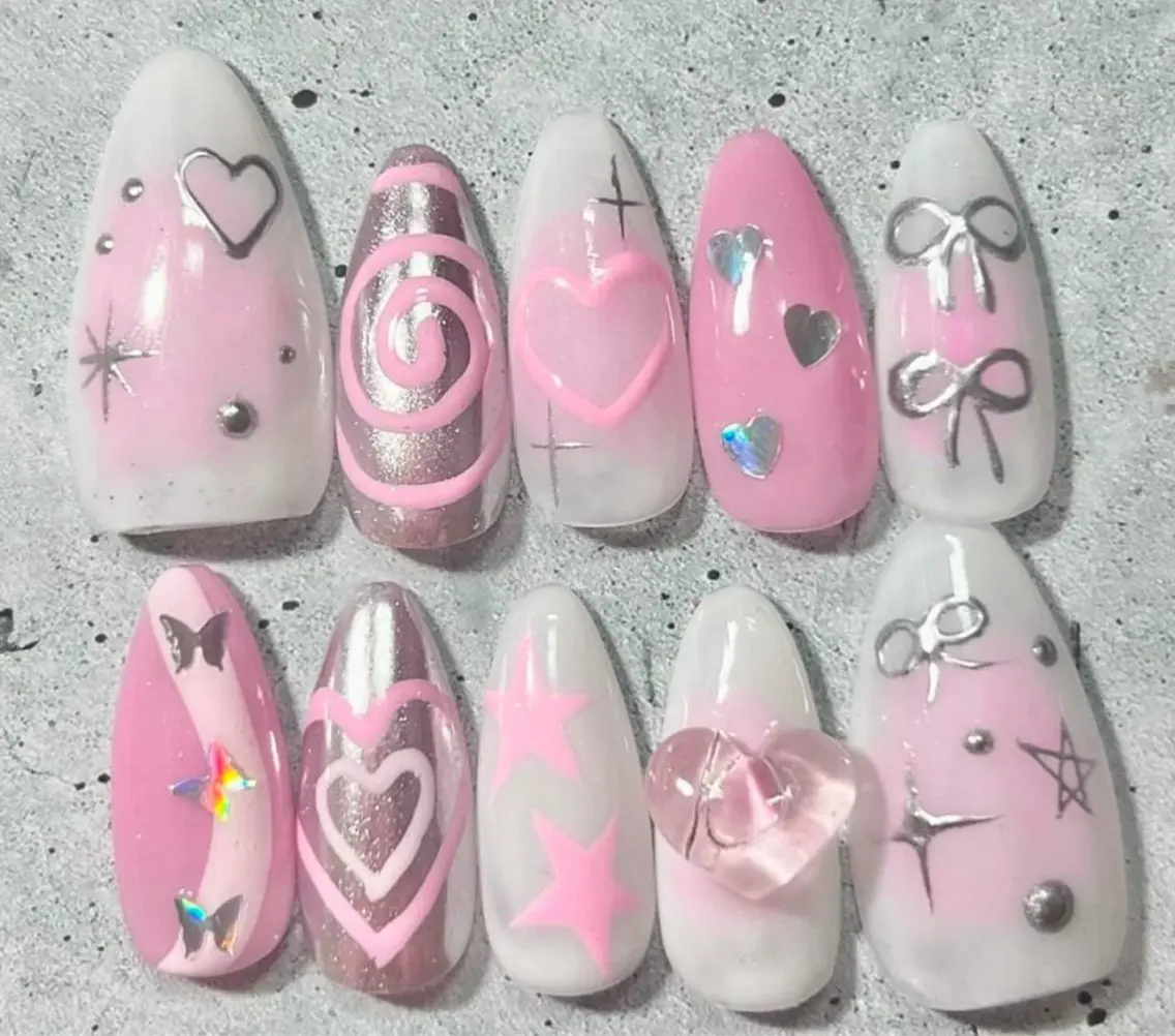 ネイル アートネイル オーロラネイル チークネイル フレンチネイル ガラスフレンチ 🎀🎀YooLi Nail Salonのネイルデザイン