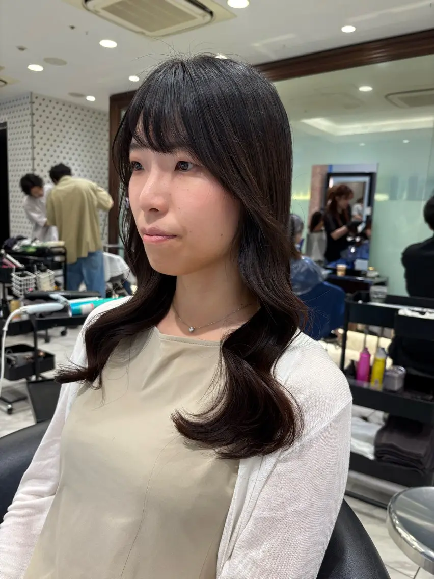 セミロング パーマ カット パーマ 韓国っぽ水光肌カラー マンツーマン🫧なおのヘアスタイル
