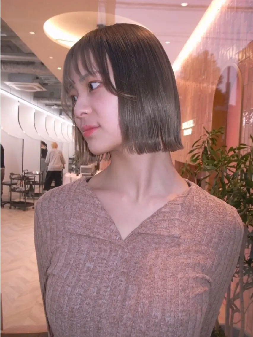 ミディアム カット ヘアカラー トリートメント 艶beige ♡ayana♡のヘアスタイル