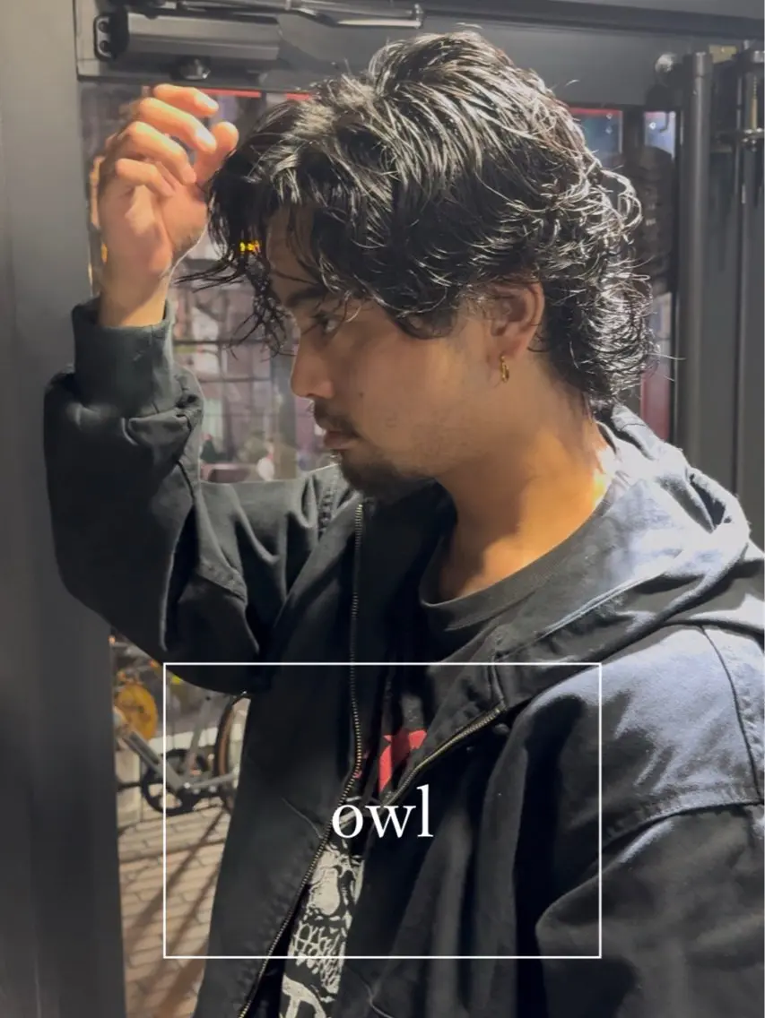 ミディアム パーマ ミディアムパーマ カット パーマ メンズ専門 美容師✨ アメ村 堀江颯瑛のヘアスタイル