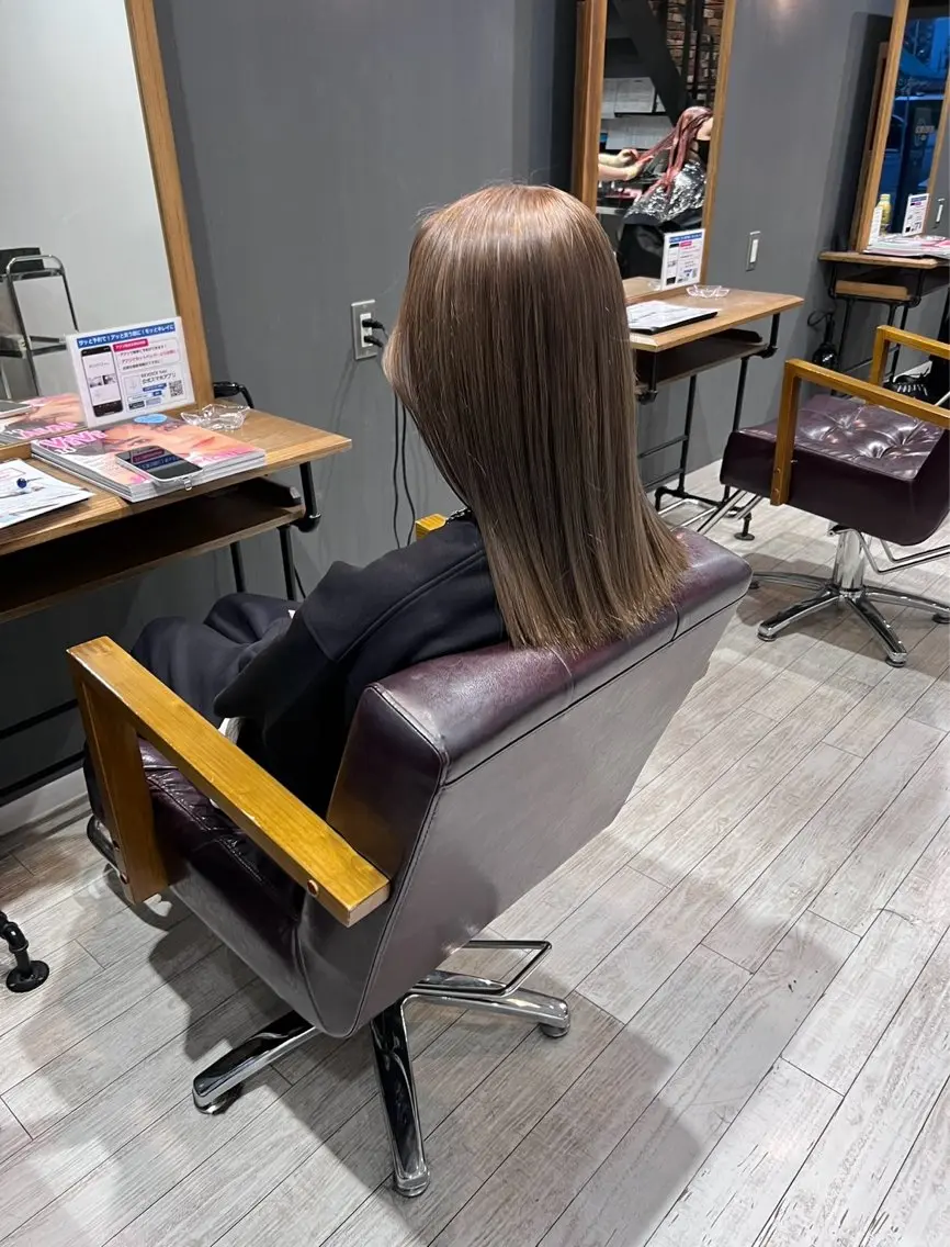 カラー ベージュカラー 透明感カラー ヘーゼル ヘアカラー きづな｜ 男女歓迎◎のヘアスタイル