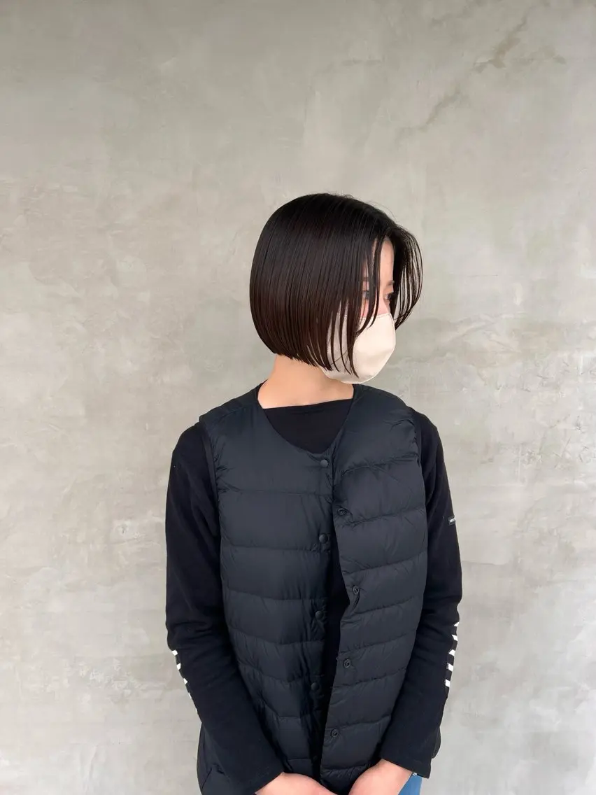 ショート 切りっぱなしボブ 👩🏼ミニボブのヘアスタイル