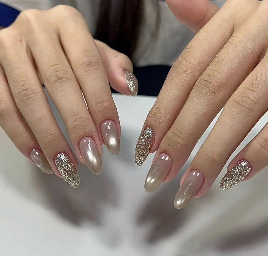 ネイル アートネイル チークネイル 氷ネイル・うるうるネイル 韓国ネイル マグネットネイル ハンドネイル NAILS168 新大久保店のネイルデザイン