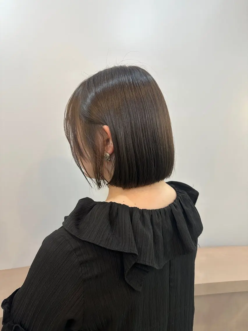 ミディアム カラー ベージュカラー オリーブベージュ ボブ カット ヘアカラー トリートメント 艶髪/ブリーチなし Wカラー🌺yuiのヘアスタイル