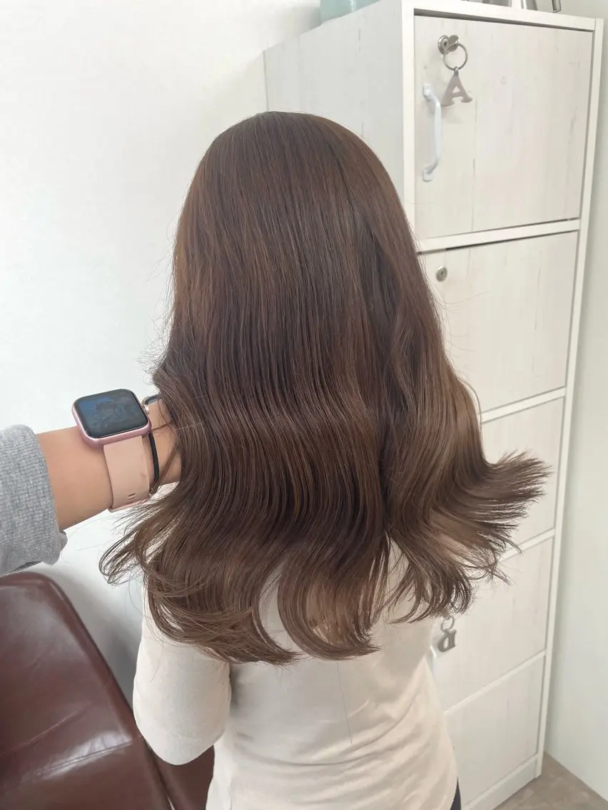 セミロング ayane あやねのヘアスタイル