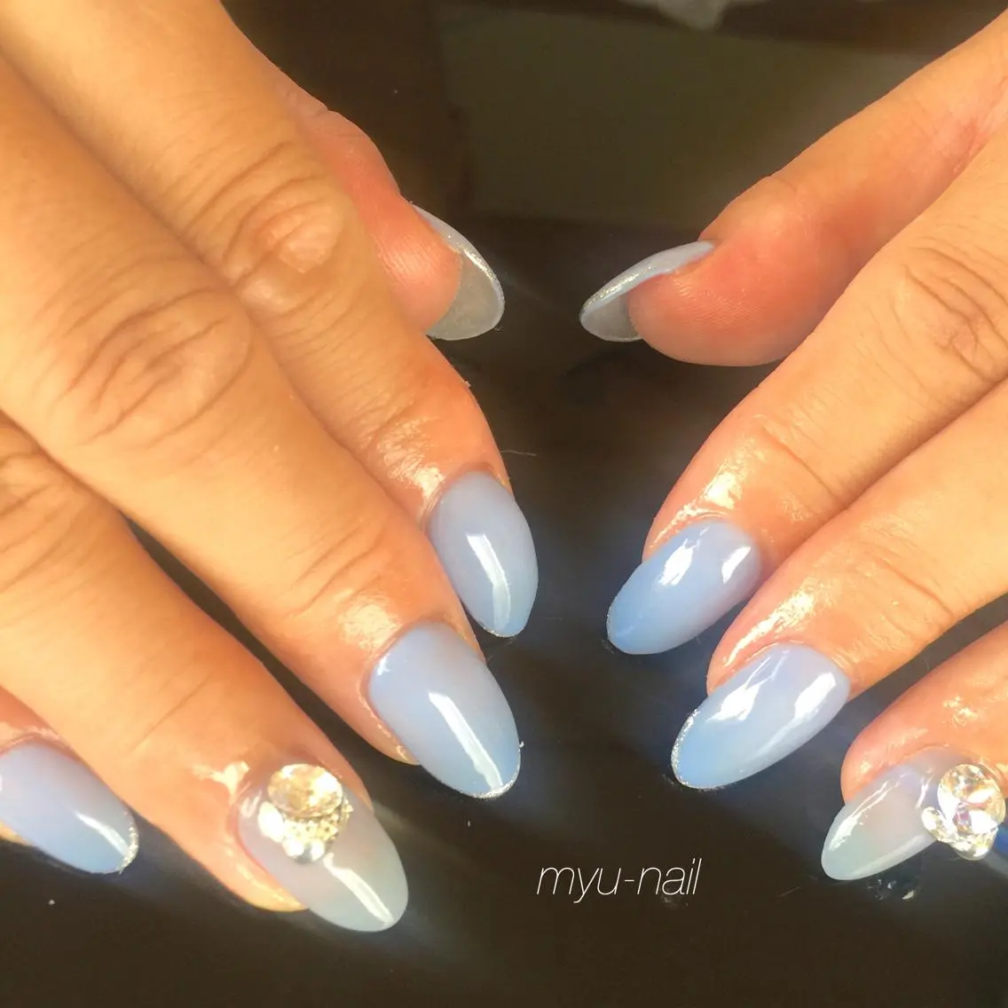 ネイル ブルー シンプルネイル ストーンネイル ホームサロン myu-nailのネイルデザイン