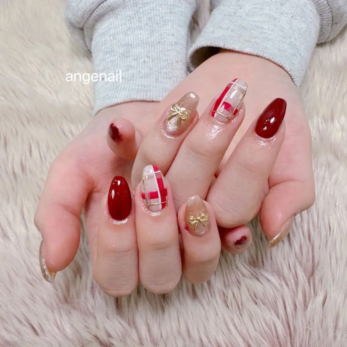 ネイル ハンドネイル オーナーネイリスト MAKIのネイルデザイン