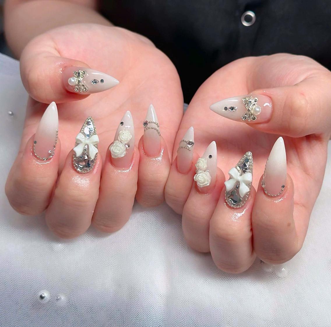 ネイル フレンチネイル ジェルネイル ハロウィン 韓国ネイル マグネットネイル ハンドネイル H.baby Nail Salonのネイルデザイン