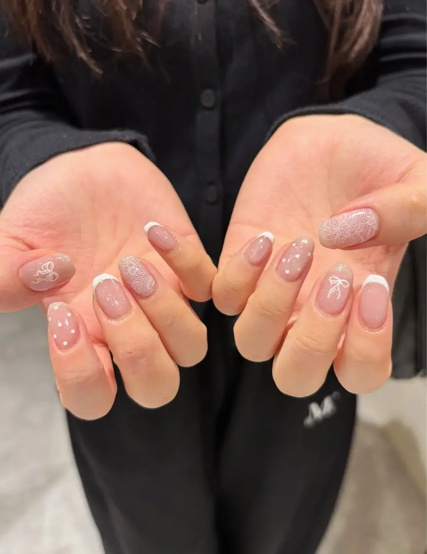 ネイル ガーリー ハンドネイル Hina 🥚のネイルデザイン