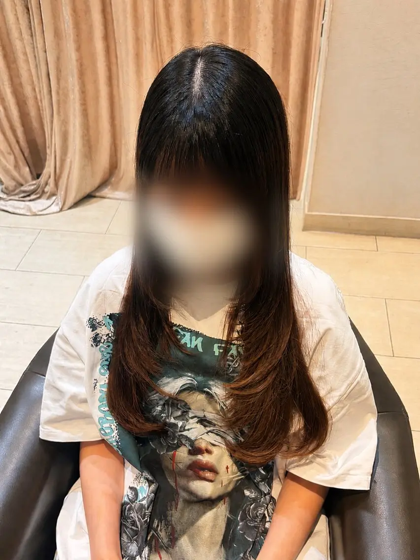 ミディアム レイヤーカット 西田彩香 モデル募集中🎀のヘアスタイル
