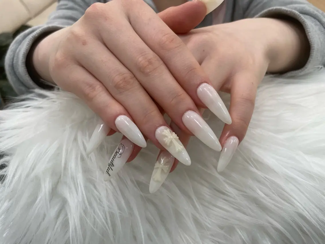 ネイル SARIMIA 💅💅のネイルデザイン