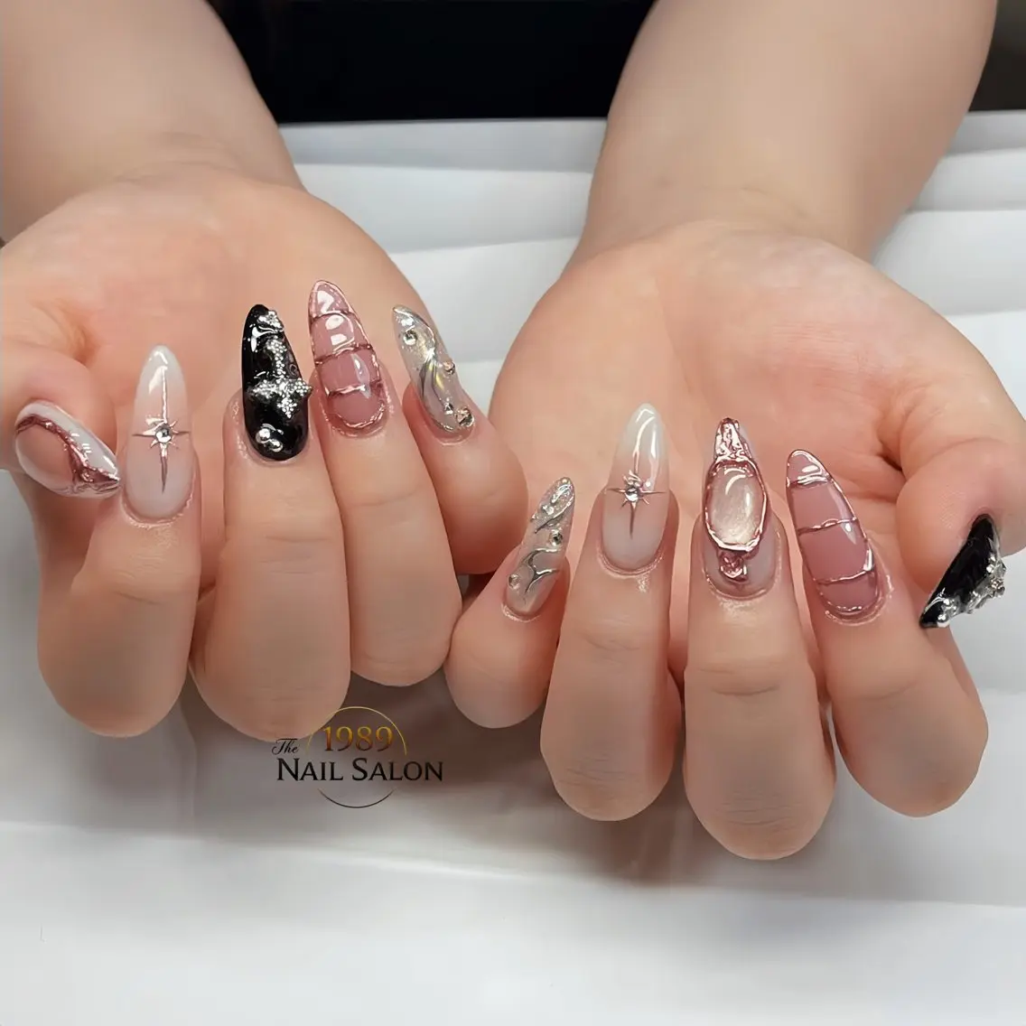 ネイル ハンドネイル The 1989 Nail Salonのネイルデザイン