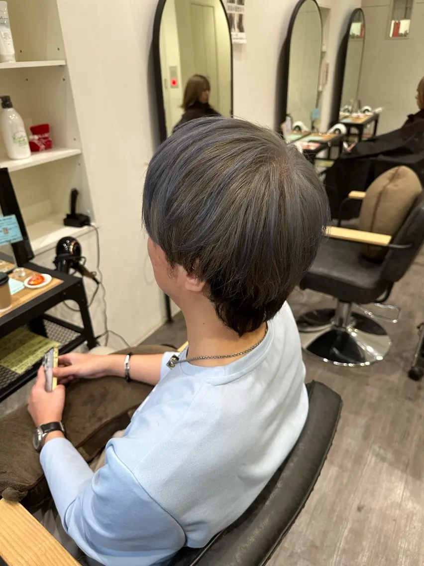 ショート カラー アッシュ アッシュグレー アッシュグレージュ グレージュ カット ヘアカラー トリートメント 艶髪レイヤー上田 紗也🇰🇷💗のヘアスタイル