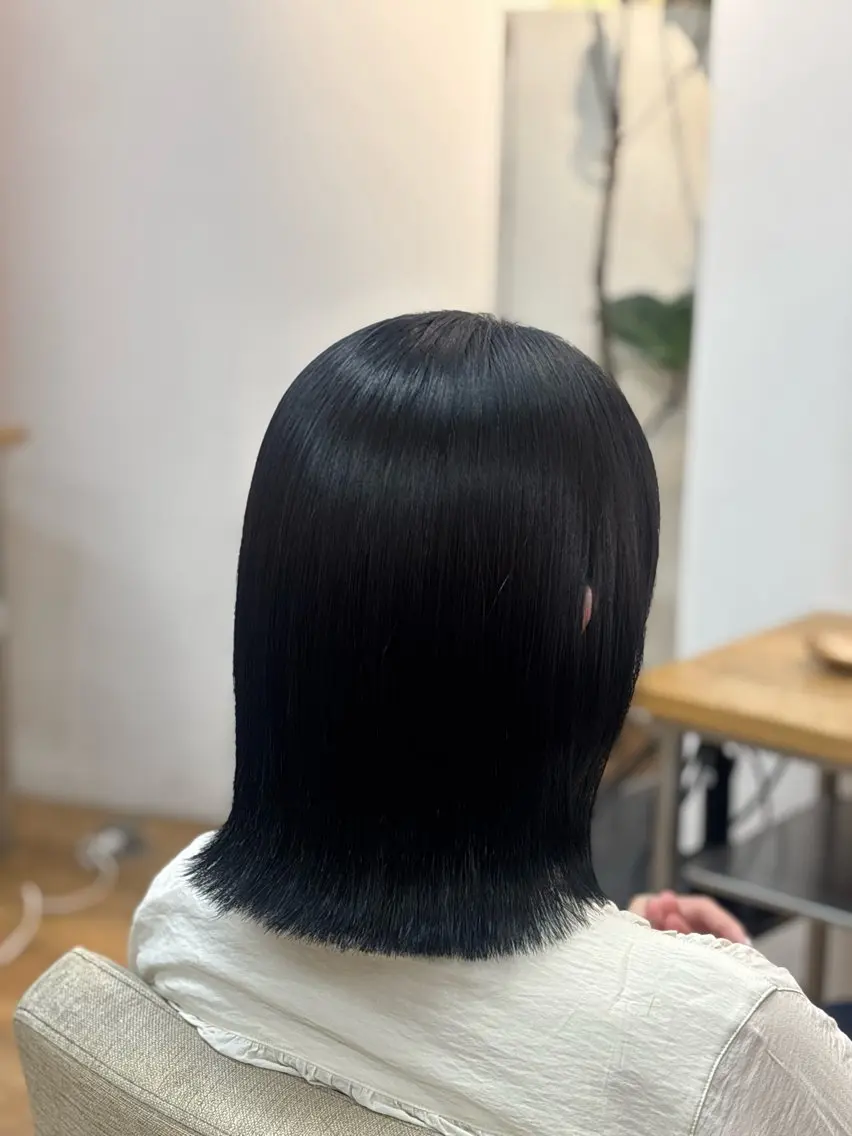 ミディアム カット ヘアカラー 縮毛矯正 レディースパーマ🍭 /大阪/福島駅/りなのヘアスタイル