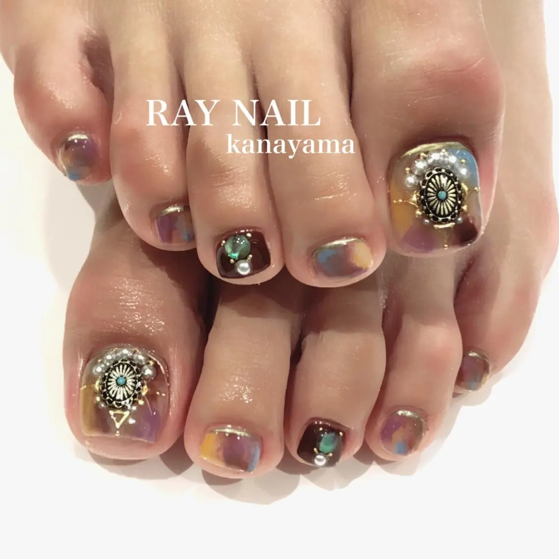 ネイル フットネイル ニュアンスネイル Arowa 伊田のネイルデザイン
