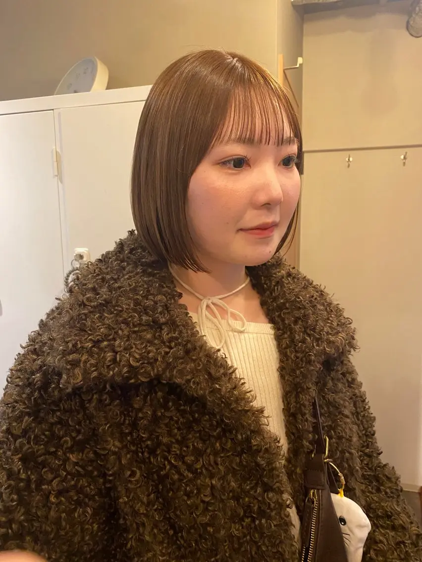 ショート カット ヘアカラー トリートメント みやけ ひなのヘアスタイル