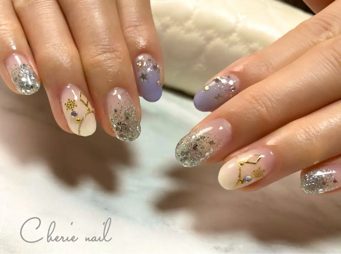 ネイル ジェルネイル グラデーション キラキラネイル 冬ネイル ハンドネイル Cherienail yunaのネイルデザイン