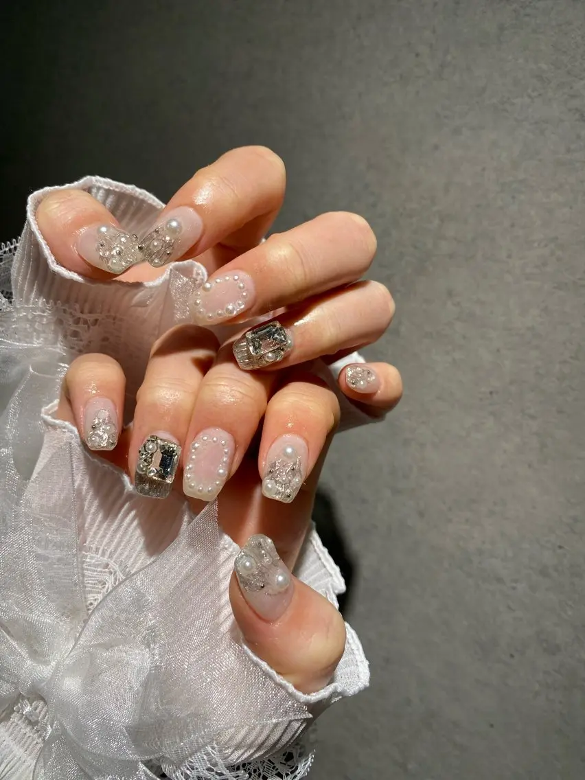 ネイル I-nailロング /ワンホン/キラキラのネイルデザイン