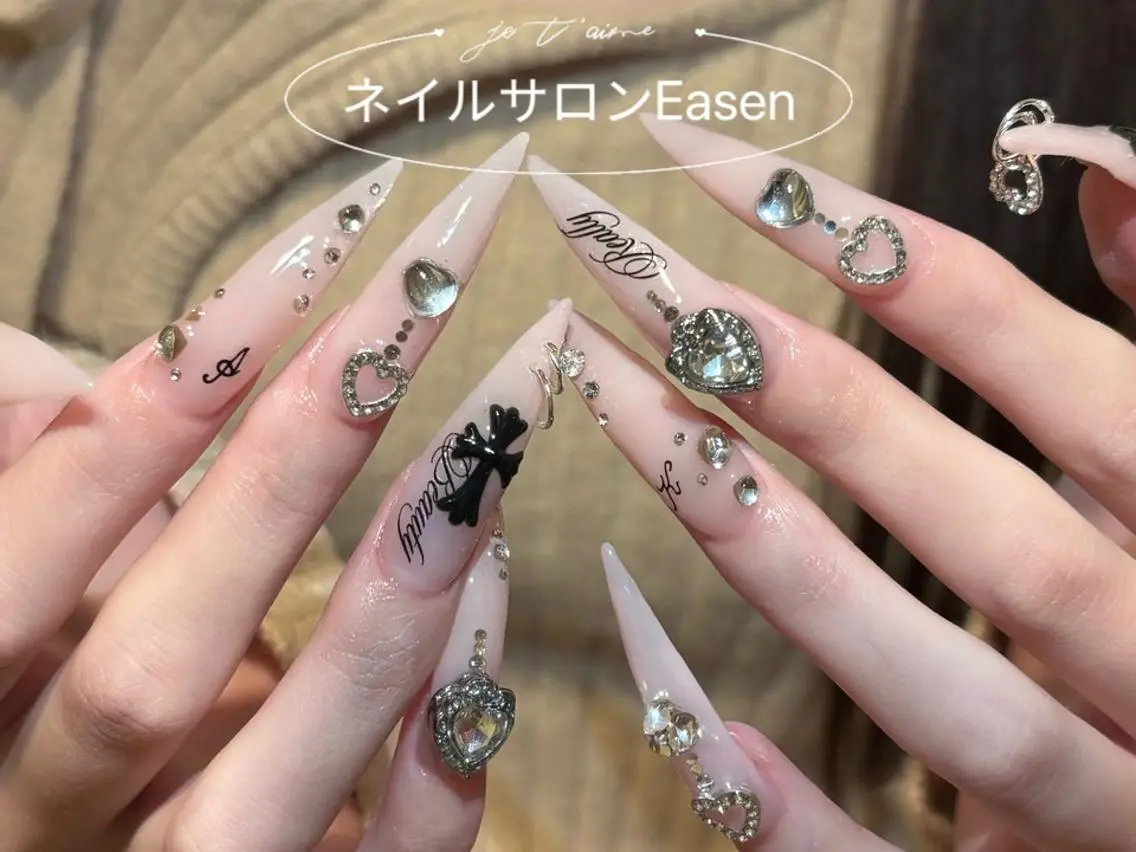 ネイル ネイルサロン Easenのネイルデザイン