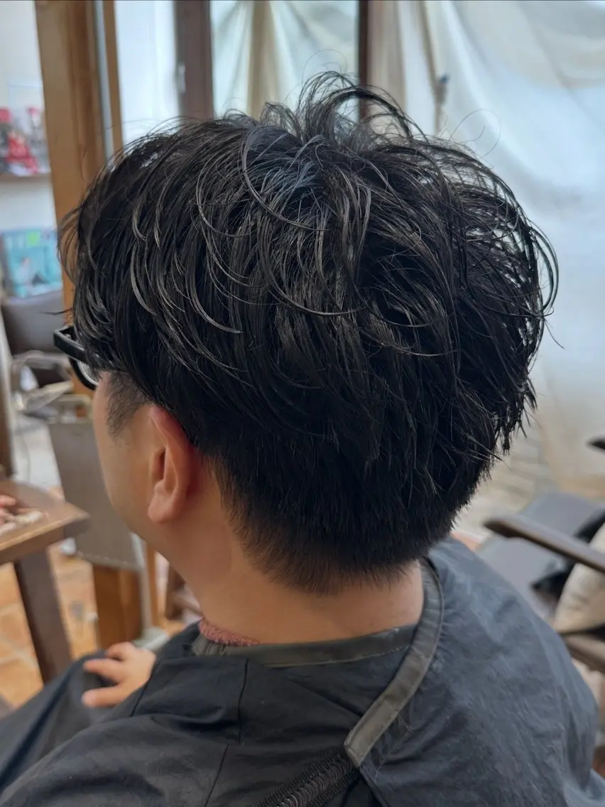 ショート メンズ YULI NOのヘアスタイル