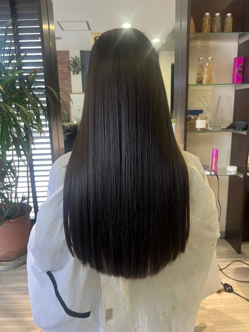 ロング カット 縮毛矯正 トリートメント 【南草津】髪質改善 ヘナカラー&縮毛矯正のヘアスタイル