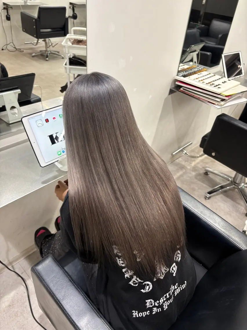 ロング ヘアカラー トリートメント MIHO☾·̩͙⋆ Kroのヘアスタイル