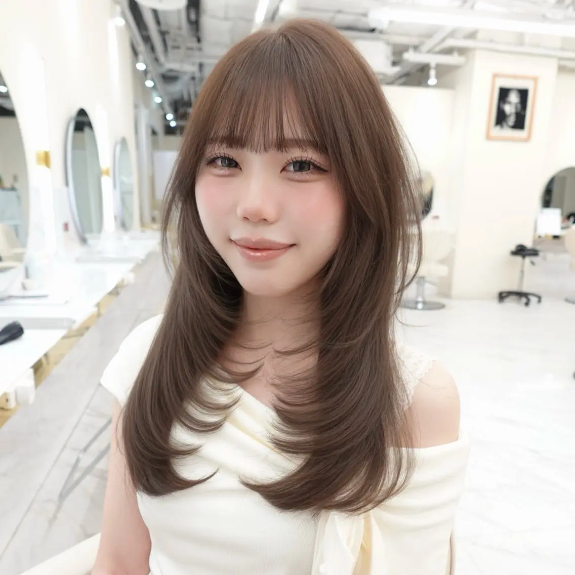 セミロング カラー ヘアアレンジ イルミナカラー ハイレイヤー レイヤーカット 似合わせカット トリートメント カット ヘアカラー トリートメント 梅田｜上品レイヤー RINAのヘアスタイル