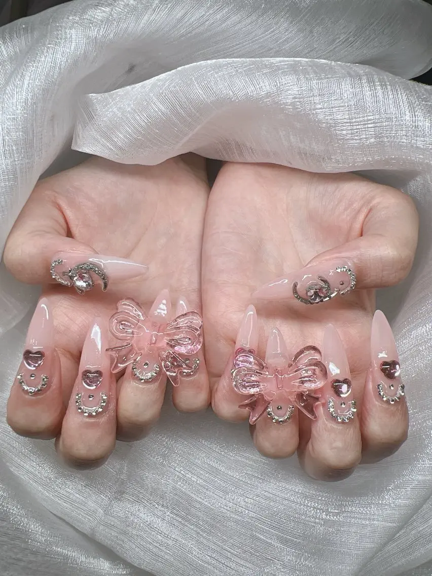 ネイル 長さ出し グラデーション キラキラネイル マグネットネイル ニュアンスネイル Lee Nails チップ長さだし専門店のネイルデザイン