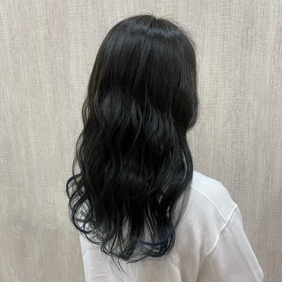 ロング カラー ヘアカラー トリートメント 🫧透け感⋆艶髪💎 山口アヤカのヘアスタイル