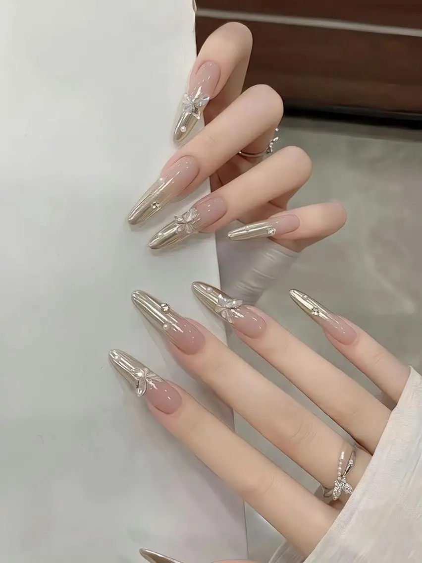 ネイル 秋 Nailsのネイルデザイン