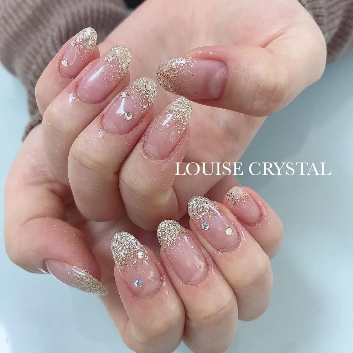 ネイル グラデーション ラメ(グリッター) ラメグラデーション ハンドネイル LOUISE CRYSTALのネイルデザイン