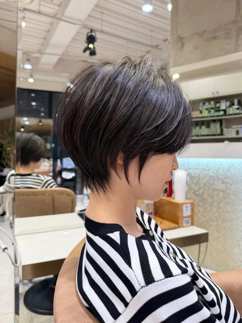 ショート 似合わせカット /透明感カラーのヘアスタイル