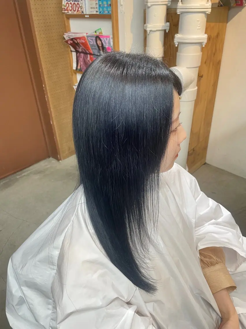 ロング カラー 菅原 愛華のヘアスタイル