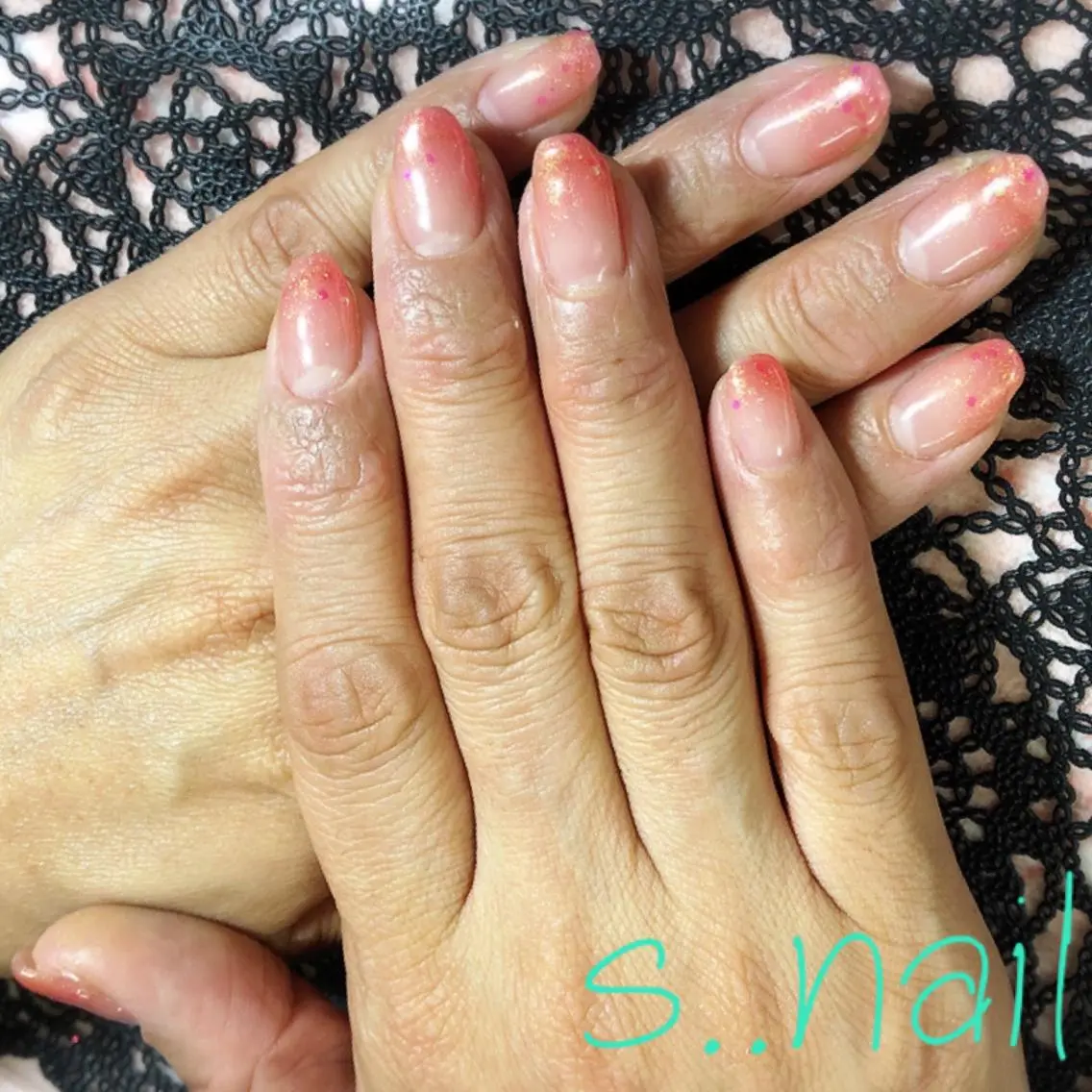 ネイル ラメ(グリッター) ピンク s..nail / MORITAのネイルデザイン