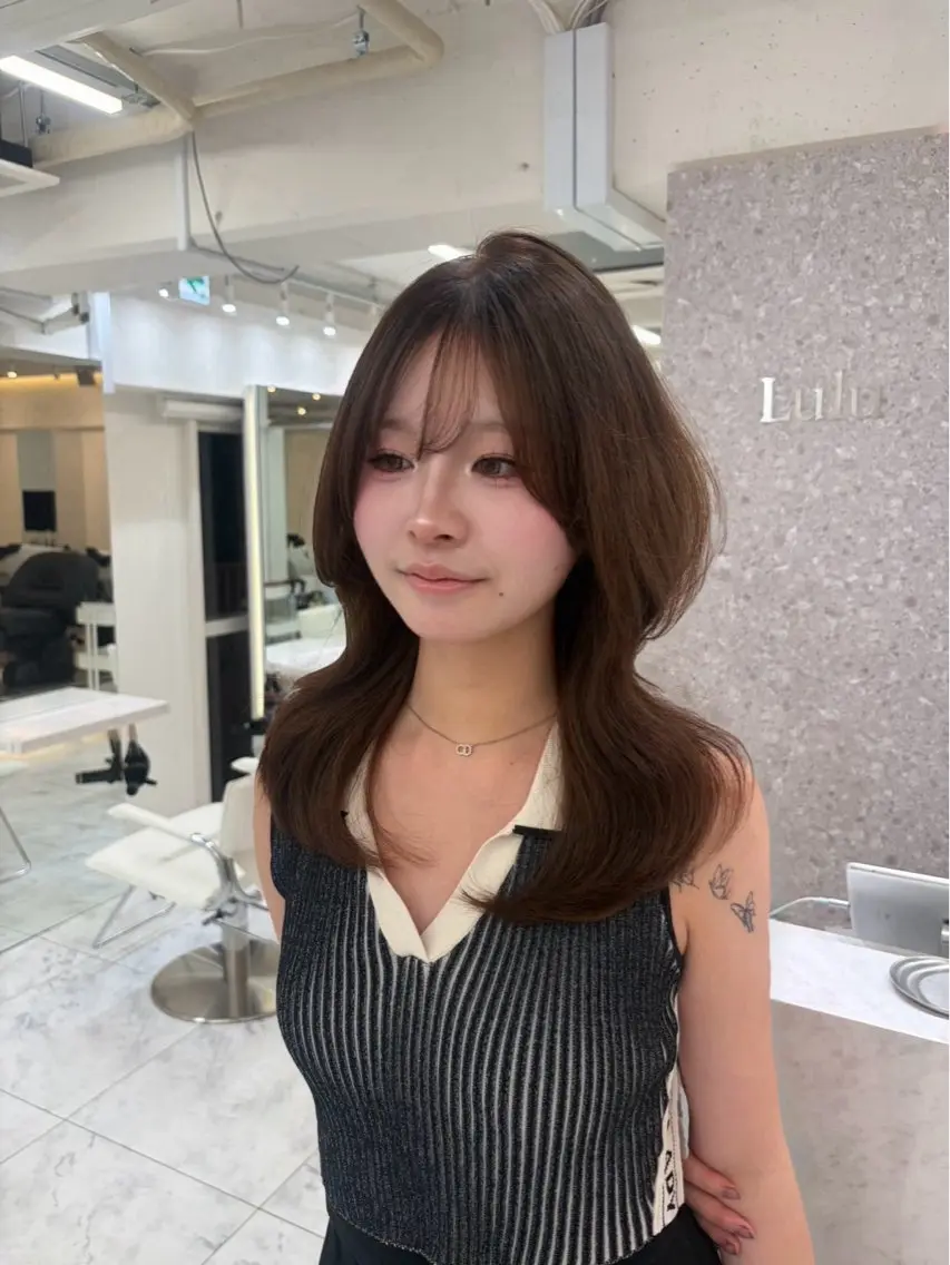 ミディアム ヘアアレンジ Karen カラーモデル募集中のヘアスタイル