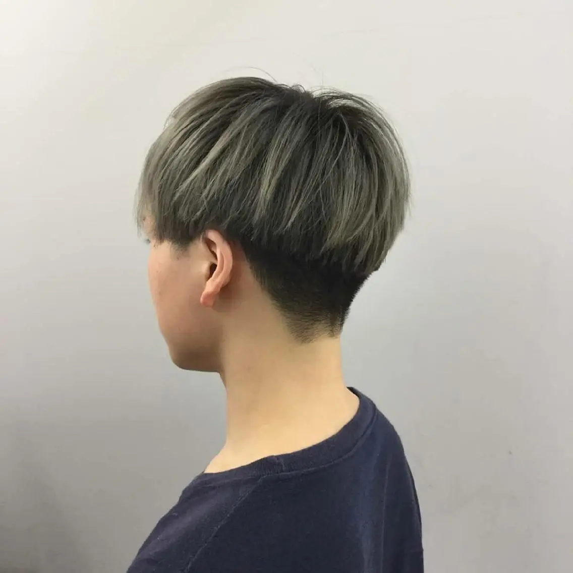 メンズ カラー 艶髪サラサラカラー 🌈前原健吾のヘアスタイル