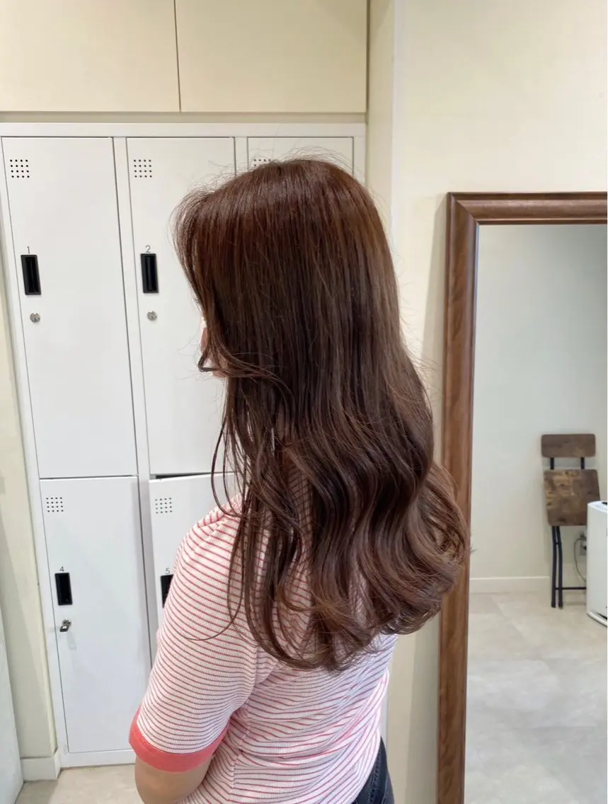 ロング カラー 垢抜け小顔レイヤー オリーブ/スミレのヘアスタイル
