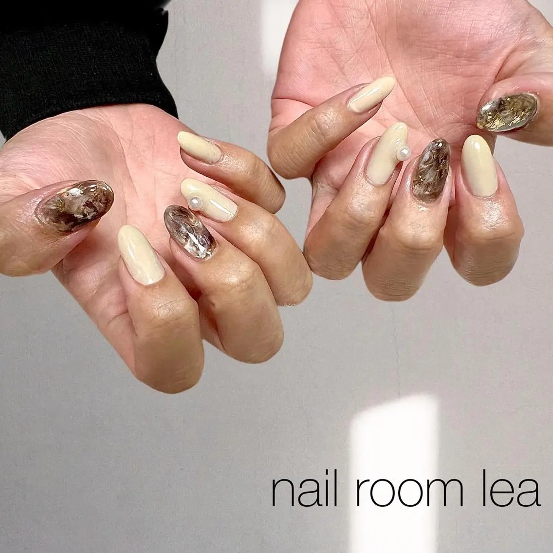 ネイル ハンドネイル ハンドケア nailroom leaのネイルデザイン