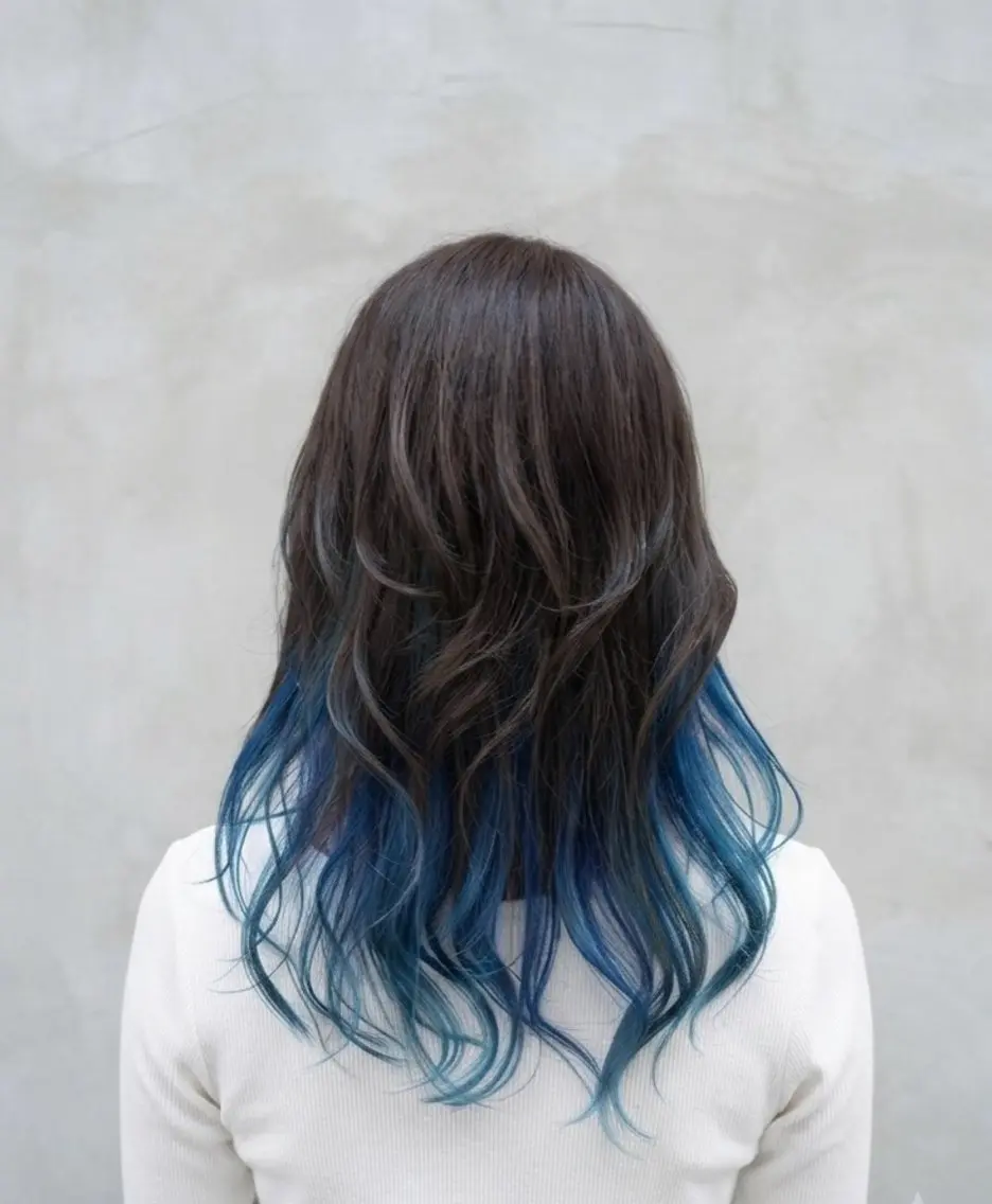 セミロング カラー アッシュ アッシュブラウン ブルーカラー ブラウンカラー インナーカラー カット ヘアカラー トリートメント 【enil代表】 杉林和哉のヘアスタイル