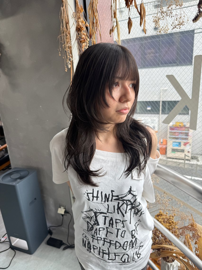 ロング カット ウルフ レイヤー パーマ🪐MANAのヘアスタイル