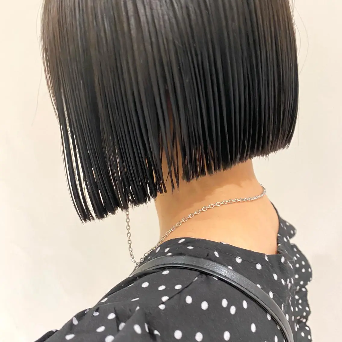 ミディアム 縮毛矯正ボブ&顔まわ レイヤー♡TOMOEのヘアスタイル