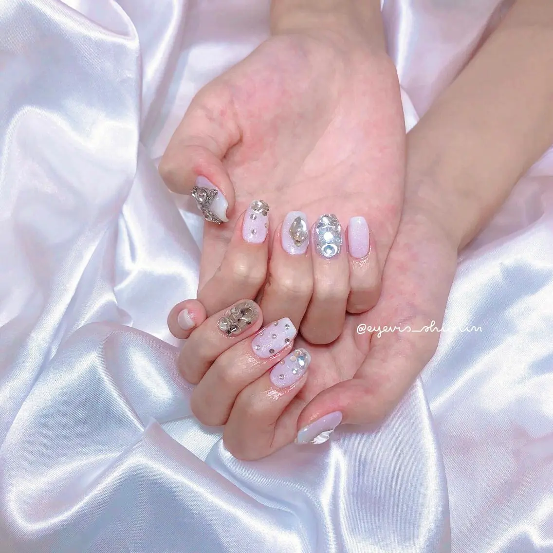 ネイル ROWnail Shioneのネイルデザイン