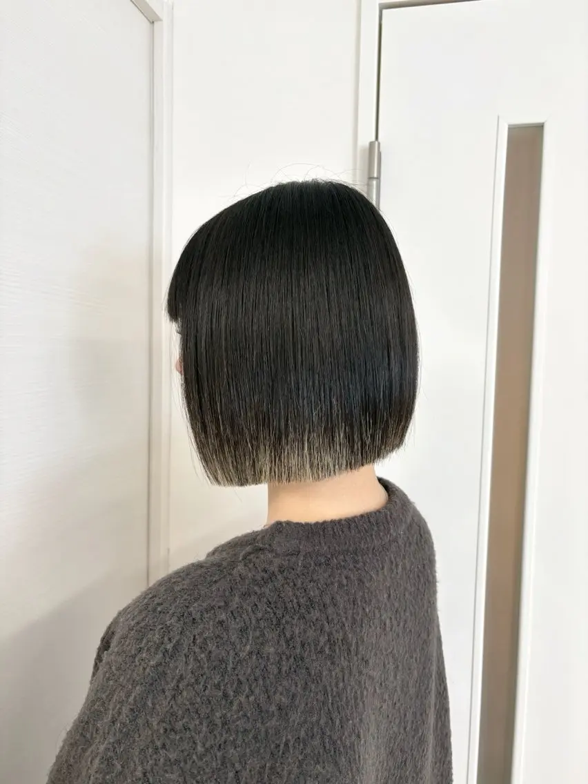 ミディアム ボブ 麥生田 秀太のヘアスタイル