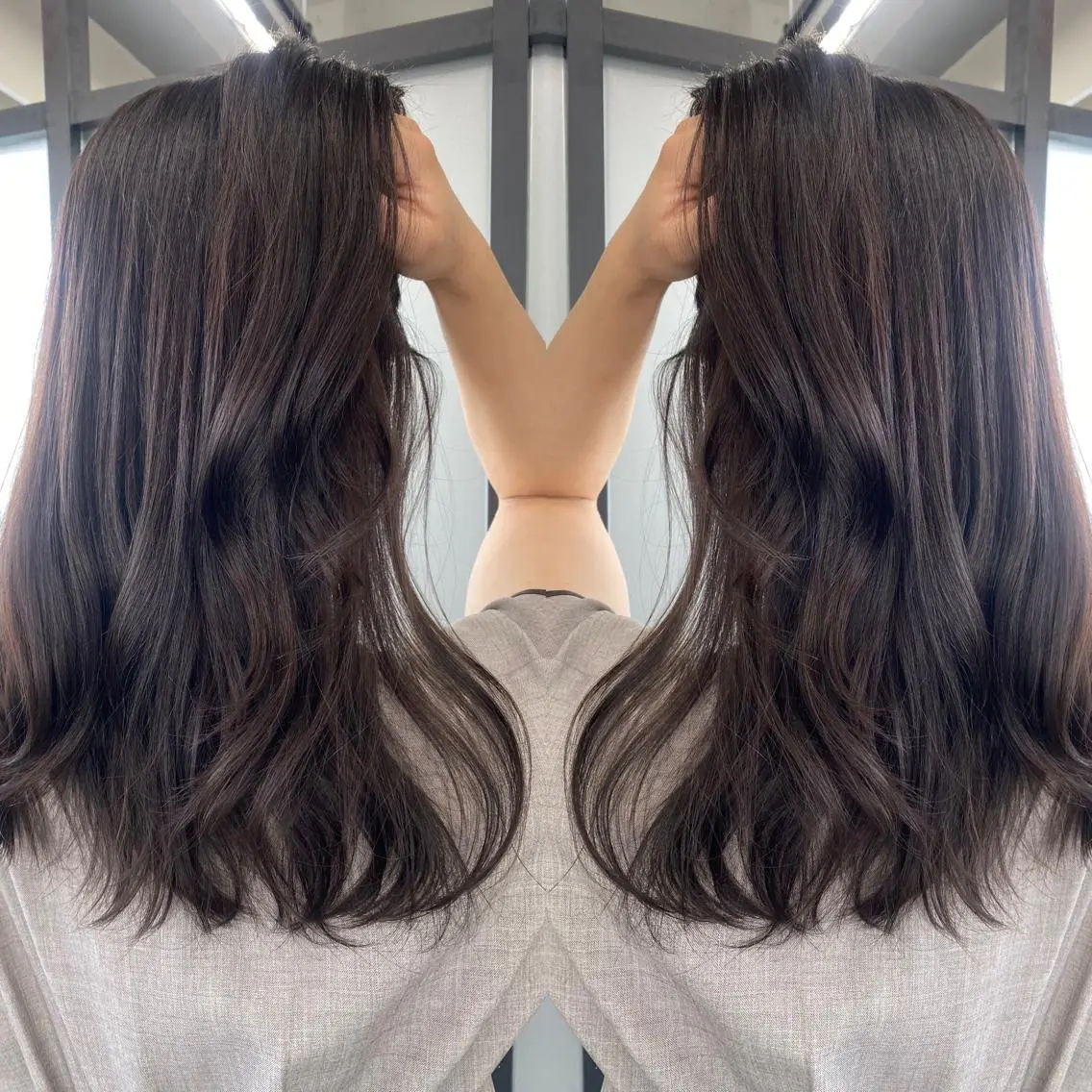 ロング カラー tocca 💜石田愛結💜のヘアスタイル