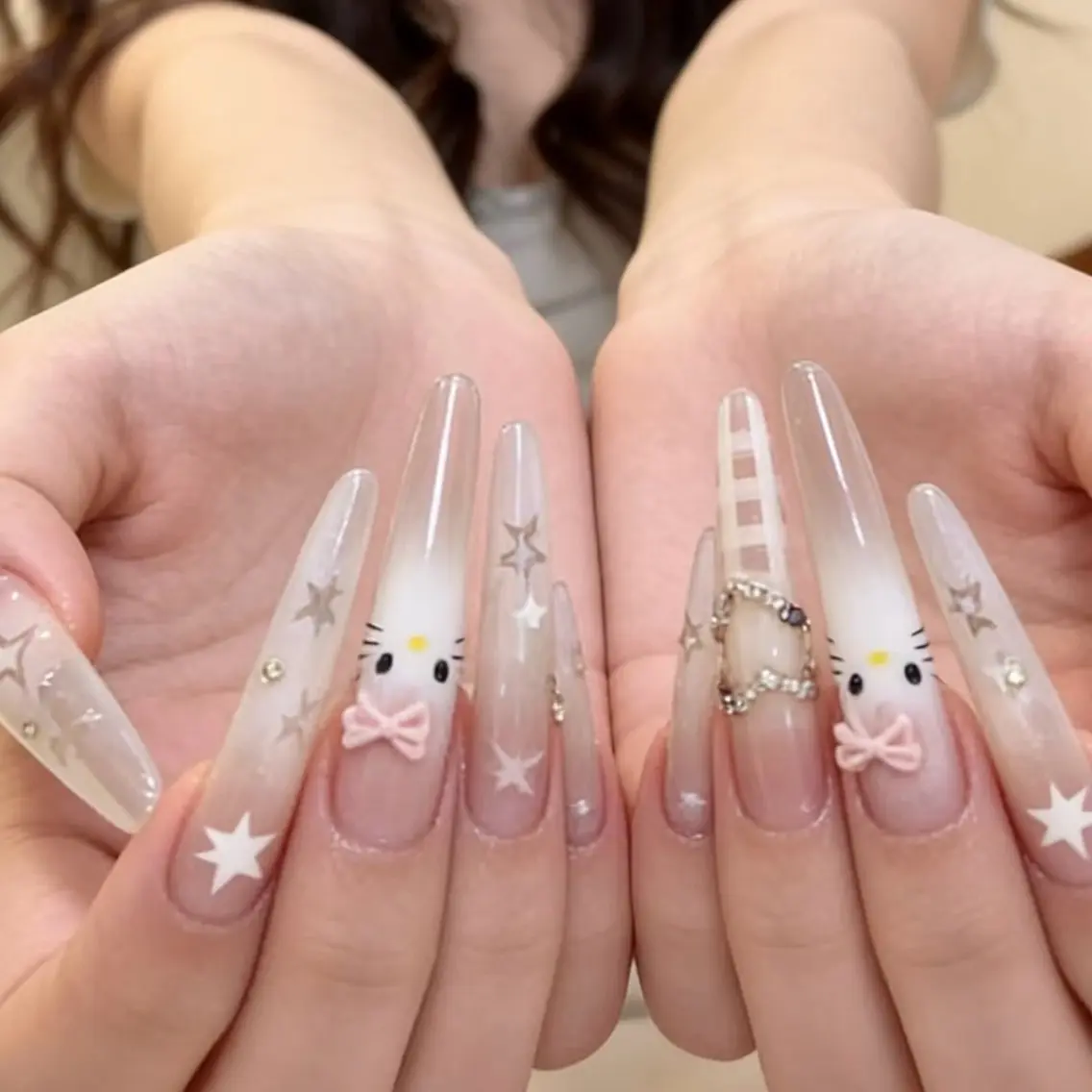 ネイル VELA ネイルサロンのネイルデザイン
