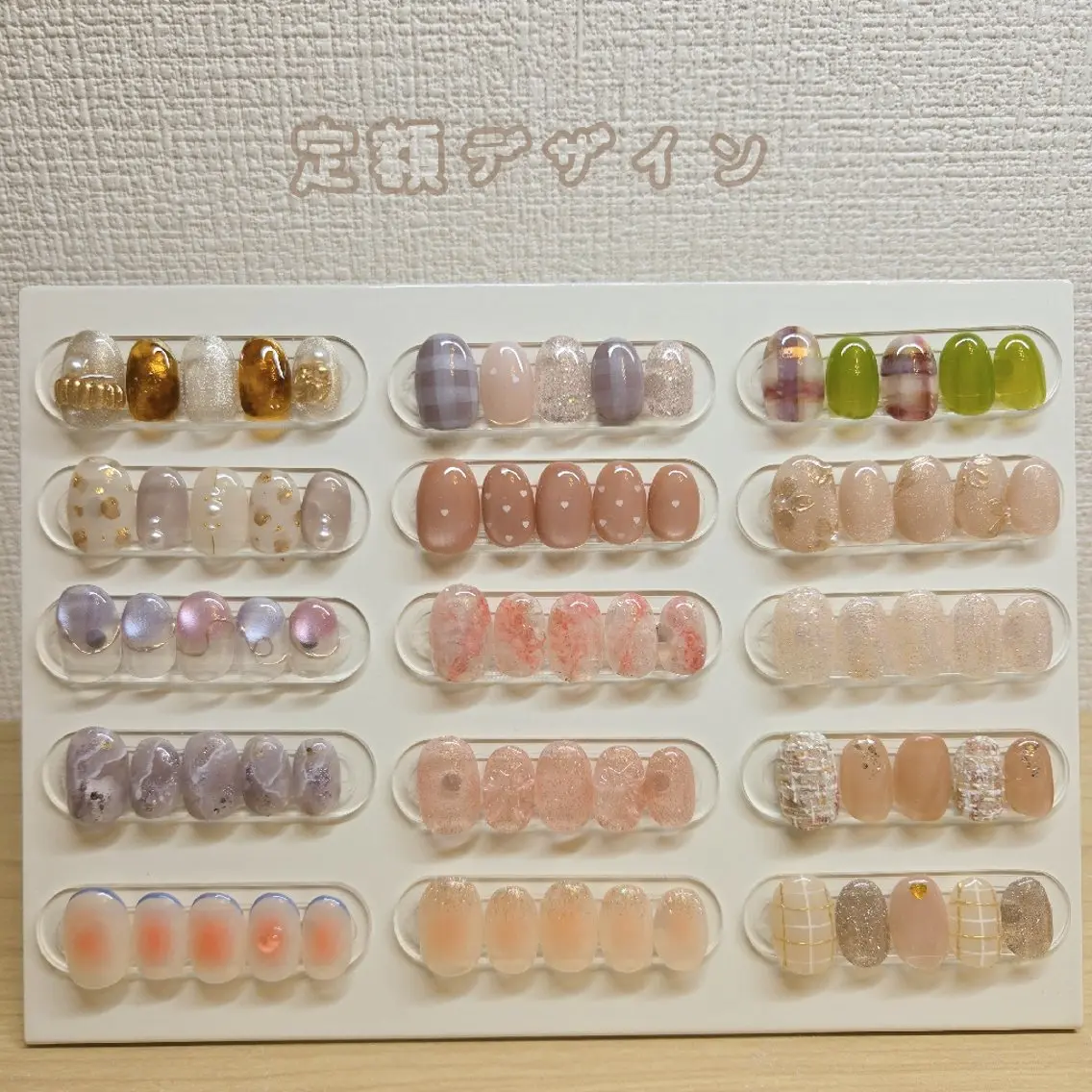 〚 hand 〛定額デザインの写真