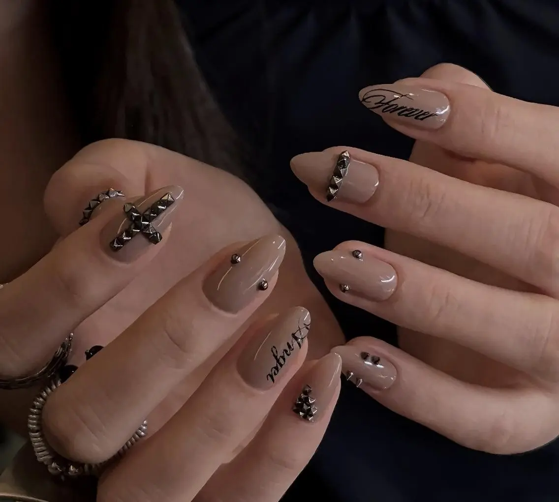 ネイル ハンドネイル TiTi Nail🫧のネイルデザイン