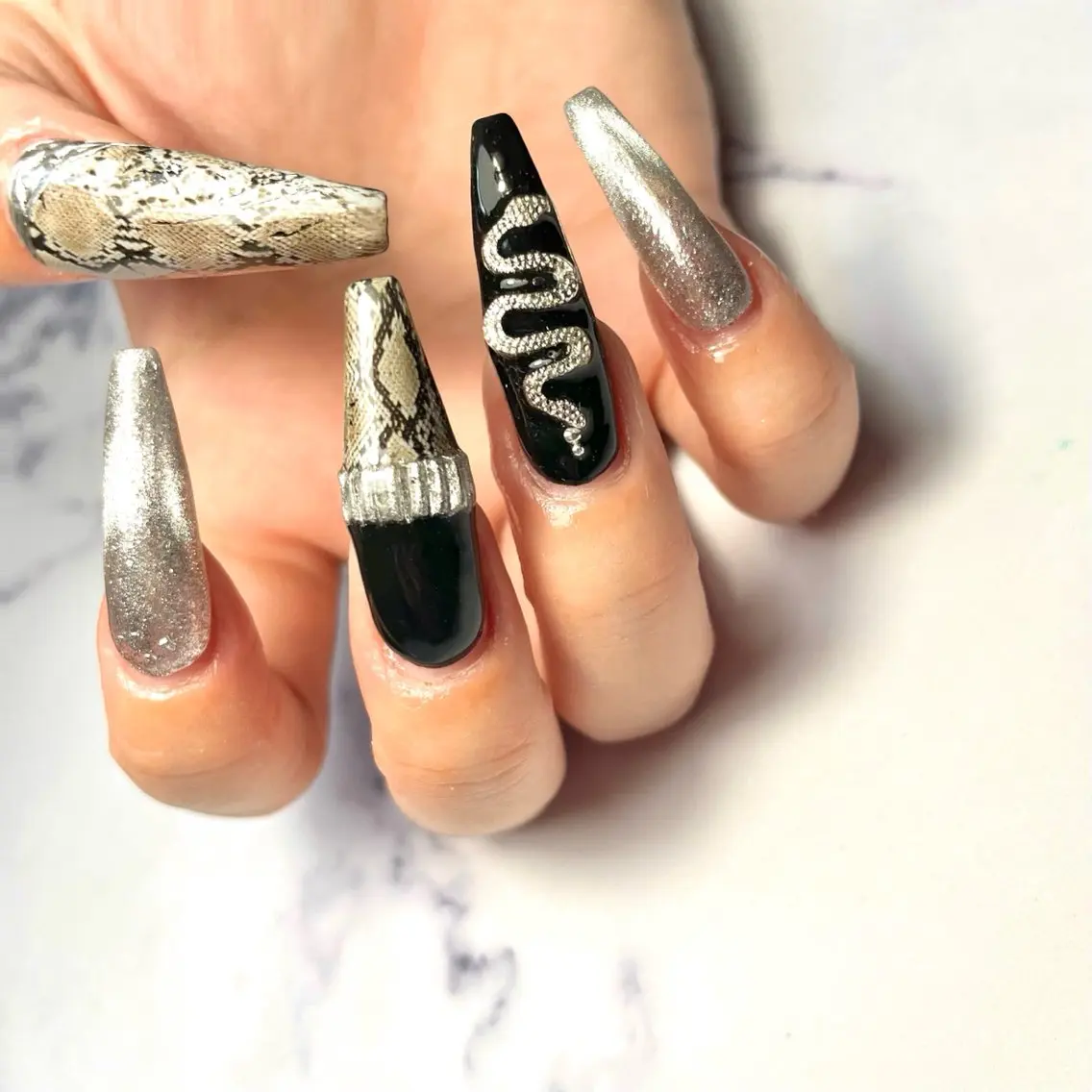 ネイル 持ち込み Oracion Nailのネイルデザイン